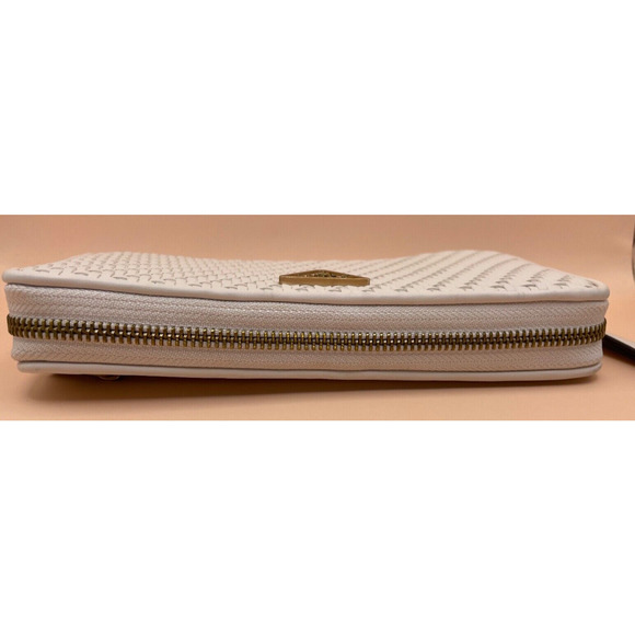 Guess Hassie Large Zip-Around Woven Wallet Wristlet White Pre-owned - Picture 6 of 7